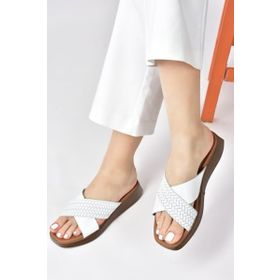 Fox Shoes M291049903 Beyaz Hakiki Deri Çapraz Bantlı Kadın Terlik