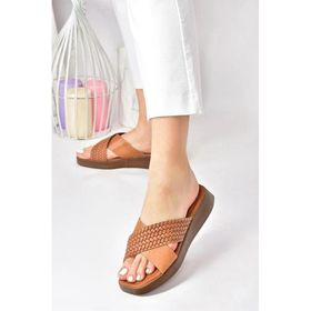 Fox Shoes M291049903 Taba Hakiki Deri Çapraz Bantlı Kadın Terlik