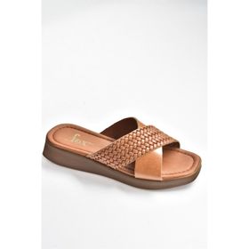 Fox Shoes M291049903 Taba Hakiki Deri Çapraz Bantlı Kadın Terlik