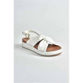 Fox Shoes M524022309 Beyaz Günlük Kadın Sandalet