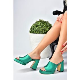 Fox Shoes M570021204 Yeşil Saten Kumaş Kalın Topuklu Kadın Terlik