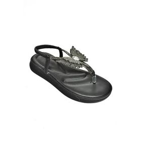 Fox Shoes S4040860 09 Parmak Arası Siyah Kadın Sandalet