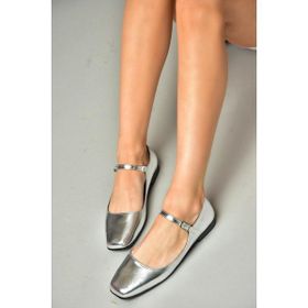 Fox Shoes S726252508 Gümüş Rugan Kadın Babet