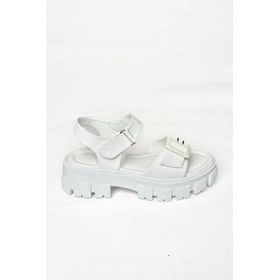 Fox Shoes S973981209 Kalın Tabanlı Beyaz Suni Deri Kadın Sandalet