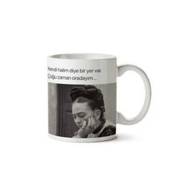 Frida Kahlo Kendi Halim Baskılı Kupa