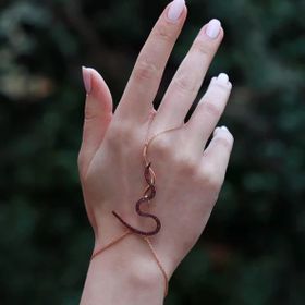 Fuşya Zirkon Taşlı Yılan Modeli Rose Gold Kaplama Gümüş Şahmeran
