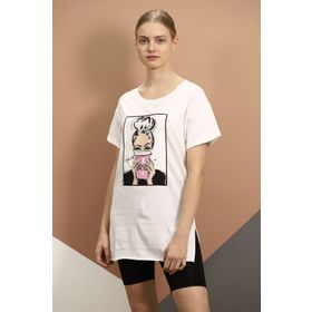 Gabria Baskılı Yan Yırtmaçlı T-shirt