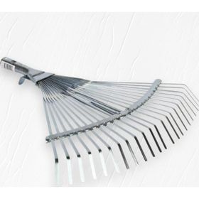 Garda 30-45 cm Ayarlı Metal Çim ve Yaprak Toplama Tırmığı