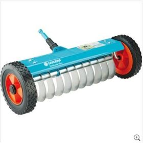Gardena 3395-20 Çim Havalandırma Makinesi