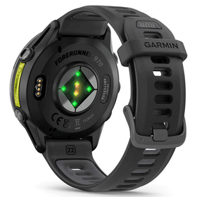 Garmin Forerunner 970 Karbon Gri Dlc Titanyum Siyah Gri Akıllı Saat