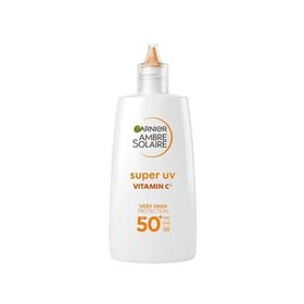 Garnier Super UV C Vitamini Koyu Leke Karşıtı Fluid SPF 50+ 40 ml Yüz Güneş Kremi