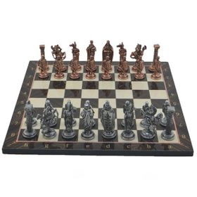 Gift Home Büyük Boy Metal İngiliz 43x43 cm Satranç Takımı Antik ve Katlanır Ceviz Desenli MDF Satranç Tahtası