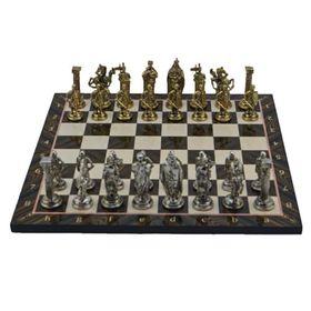Gift Home Büyük Boy Metal İngiliz 43x43 cm Satranç Takımı Parlak ve Katlanır Ceviz Desenli MDF Satranç Tahtası