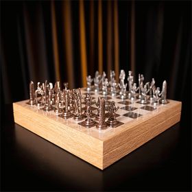 Gift Home Metal Mısır 36x36x6 cm Satranç Takımı Antik ve Rustik Ceviz Desenli MDF Sandıklı Satranç Tahtası