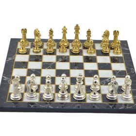 Gift Home Metal Satranç Takımı Büyük Klasik Parlak Taş ve Düz Mermer Desenli Satranç Tahtası