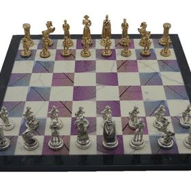 Gift Home Metal Satranç Takımı Orta Boy İngiliz Figürlü Parlak Satranç Taşı ve MDF Bahar Desenli Satranç Tahtası
