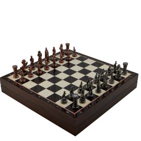 Gift Home Orta Boy Metal İngiliz 36x36x6 cm Satranç Takımı Antik ve Ceviz Desenli Sandıklı MDF Tahtası
