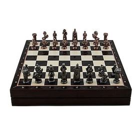 Gift Home Orta Boy Metal İngiliz 36x36x6 cm Satranç Takımı Antik ve Ceviz Desenli Sandıklı MDF Tahtası