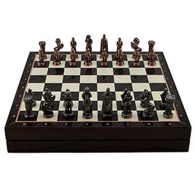 Gift Home Orta Boy Metal İngiliz 36x36x6 cm Satranç Takımı Antik ve Ceviz Desenli Sandıklı MDF Tahtası