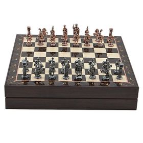 Gift Home Orta Boy Metal Roma 36x36x6 cm Satranç Takımı Antik Ve Ceviz Desenli Sandıklı MDF Tahtası