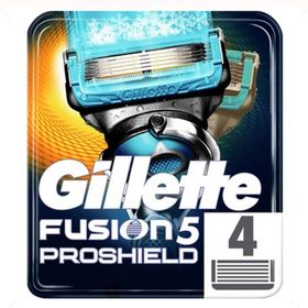 Gillette Proshield Serinletici 4'lü Tıraş Bıçağı