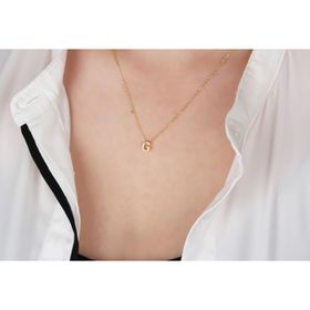 Glorria Gümüş 3 Boyutlu Minimalist G Harfi Kolye