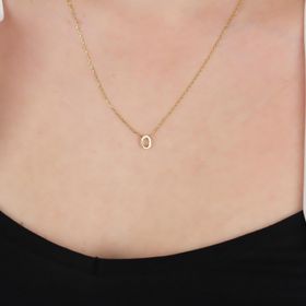 Glorria Gümüş 3 Boyutlu Minimalist Ö Harfi Kolye