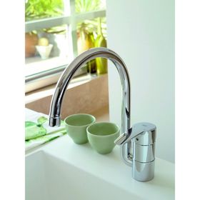 Grohe Eurosmart Tek Kumandalı Eviye Bataryası