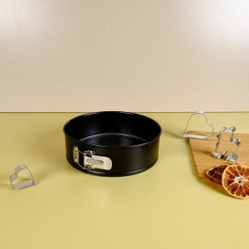 Guardini 22 cm Açık Yeşil Kelepçeli Kek Kalıbı