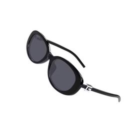 Gucci GG 1684SA 001 55-18 Siyah Kadın Güneş Gözlüğü