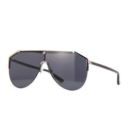 Gucci GG0584S 001 Erkek Güneş Gözlüğü