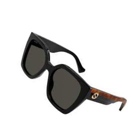 Gucci GG1300S 001 Kadın Güneş Gözlüğü