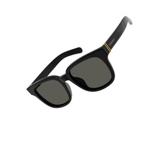 Gucci GG1512SK 001 54-19-145 Kadın Güneş Gözlüğü