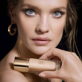 Guerlain Parure Gold 22 Skin Radiance 2N Fondöten
