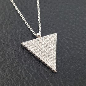 Gümüş 925 Ayar Zirkon Taşlı Üçgen Kolye