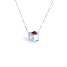 Gümüş Swarovski Taşlı Kadın Küp Gümüş Kolye