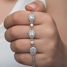 Gumush BR0460244 Taşlı Oval Gümüş Kadın Bileklik