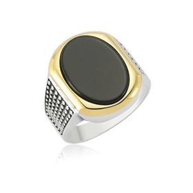 Gumush MR2350066 Siyah Taşlı Gümüş Erkek Yüzük