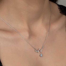 Gumush Swarovski Taşlı Ritim Gümüş Kadın Kolye