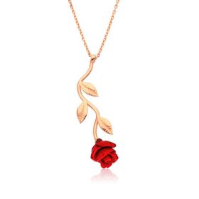 Gumush T4107 Gümüş Rose Kırmızı Gül Kolye
