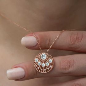 Gumush T4888 Etnik Desenli Rose Kadın Gümüş Kolye