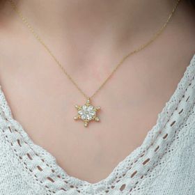 Gumush T5050 Gold Kar Çiçeği Kadın Gümüş Kolye