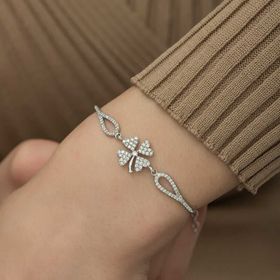 Gumush T5245 PB Yonca Gümüş Bileklik