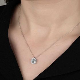 Gumush T5744 Swarovski Taşlı Tektaş Gümüş Kadın Kolye