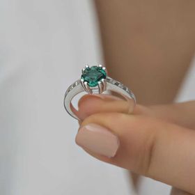 Gumush T6555 PB Yeşil Baget Tek Taş Kadın Gümüş Yüzük