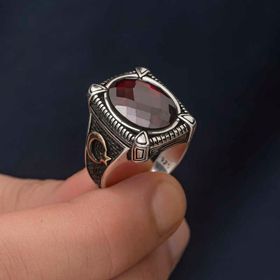 Gumush T6719 Kırmızı Zirkon Taşlı Erkek Gümüş Yüzük