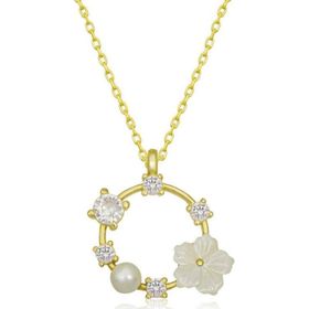 Gumush T6837 Gold Manolya Çiçeği Kadın Gümüş Kolye