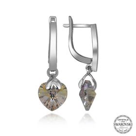 Gumush T7088 Swarovski Crystal Taşlı Beyaz Kalp Sallantılı Kadın Gümüş Küpe