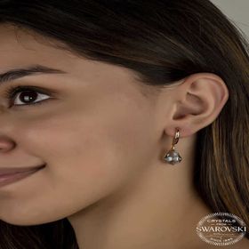 Gumush T7166 Swarovski Crystal Taşlı Yeşil Taşlı Damla Sallantılı Kadın Gümüş Küpe