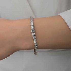 Gumush T7398 Süzme Beyaz Taşlı Su Yolu Kadın Gümüş Bileklik